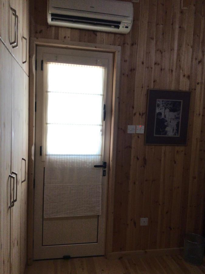 Pervolaris Cottages 2 Goudhi Exteriör bild
